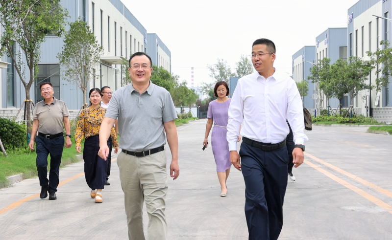 中国农业技术推广协会专家组到土大厨调研指导工作2 中国农业技术推广协会专家组到土大厨调研指导工作2
