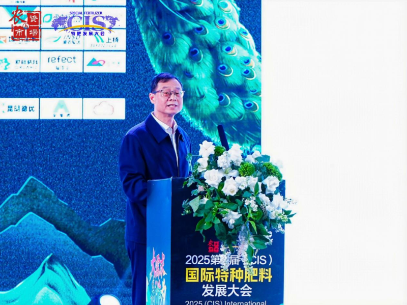 农业农村部耕地质量监测保护中心原主任研究员谢建华
